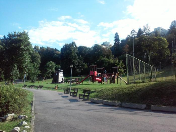 Clasicel Pas Brasov Exterior photo